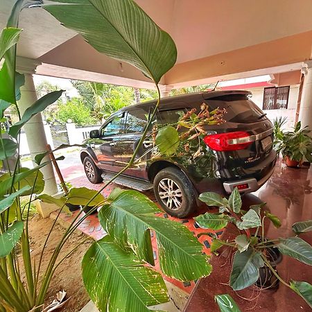 La Casa Trivandrum 4 Bhk Ac Luxury Villa At City Centre, Just 6 Kms To Airport Thiruvananthapuram Exterior photo